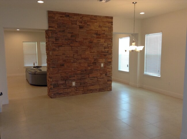 Photo - Spectacular  5/4 with 3 car garage home in Winter Garden