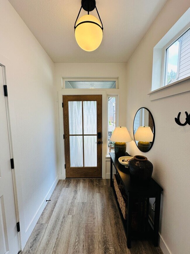 Photo - Charming Newer Ridgefield Home with Upgrades Throughout
