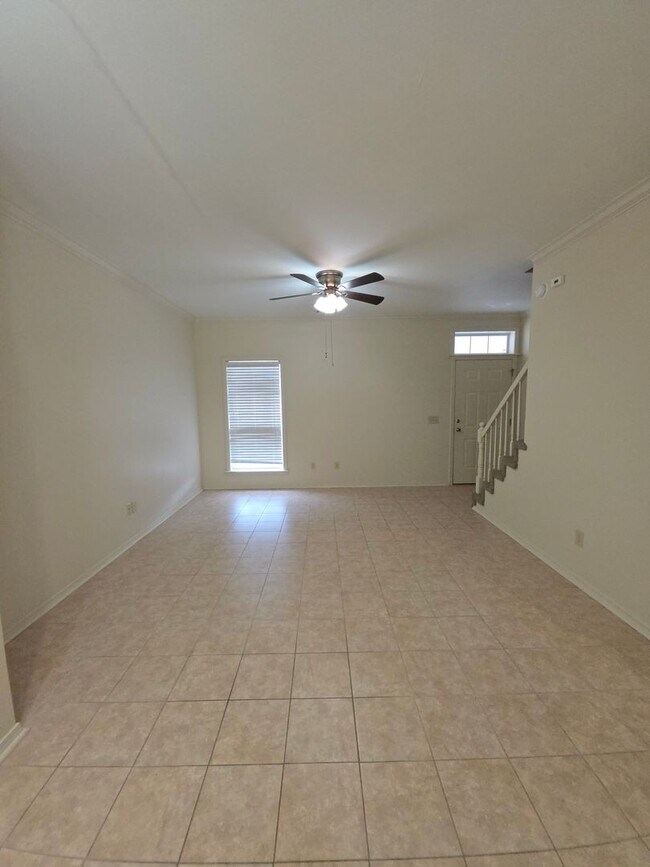 Photo - 2635-2635 W C St Unit 2635