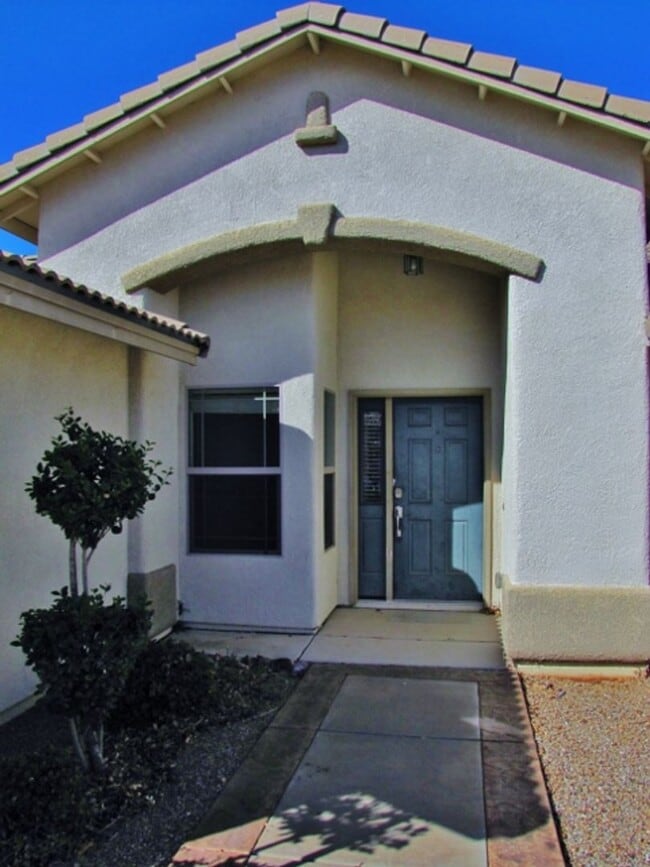 1956 Willow Oak Ln