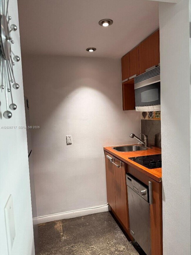 Photo - 800 West Ave Unit 342