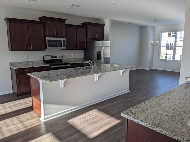 Kitchen - 208 Hickory Plains Rd Townhome