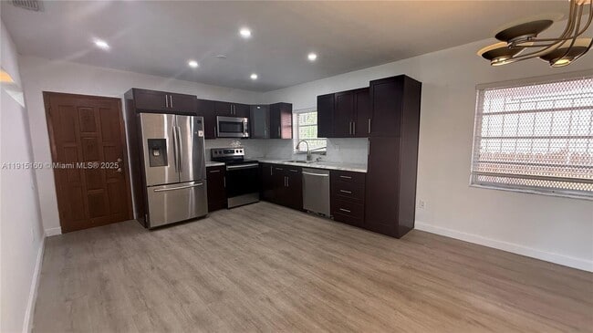 Photo - 3301 SW 3rd St