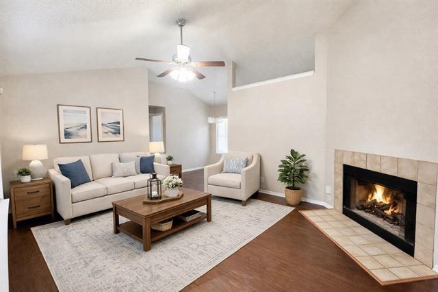 Photo - 216 Freedom Ln