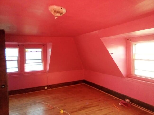 Photo - 32 Sanford Ave Townhome