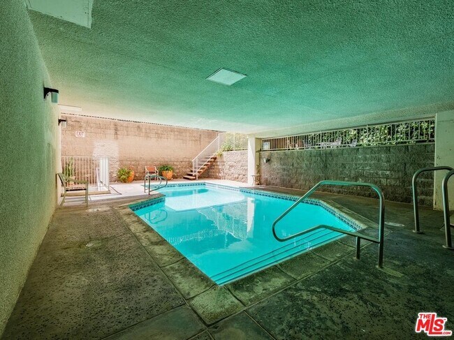 Photo - 441 N Oakhurst Dr Unit 203