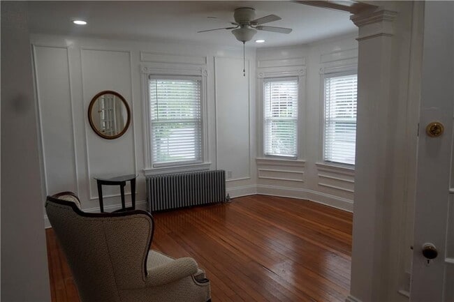 Photo - 1358 Narragansett Blvd