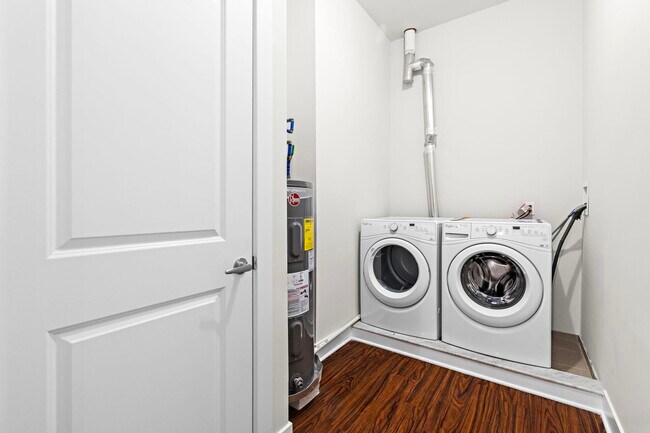 Photo - 6200 HUDSON Ave Unit 512