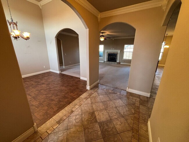 Photo - Beautiful 3 Bedroom, 2 Bathroom Home in Persimmon Place!