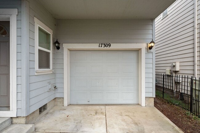 Photo - 17309 SW Benji Ct