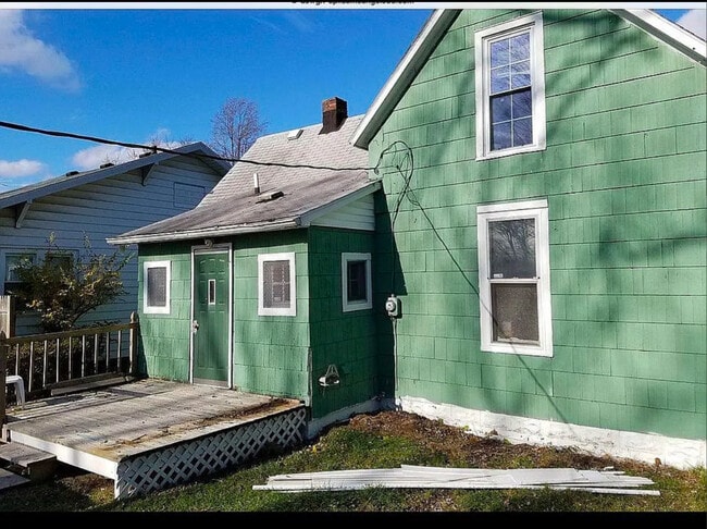 Photo - 1402 E Fox St