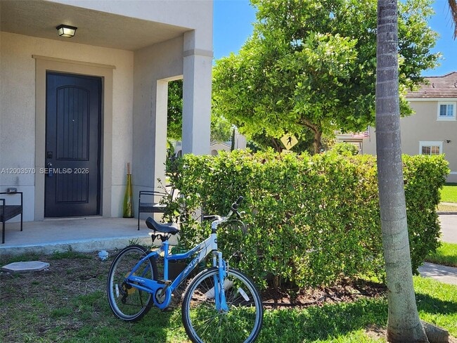 Photo - 14237 SW 274th St Unidad 0