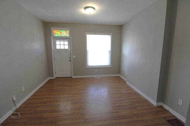 Photo - 392 N Garfield Ave