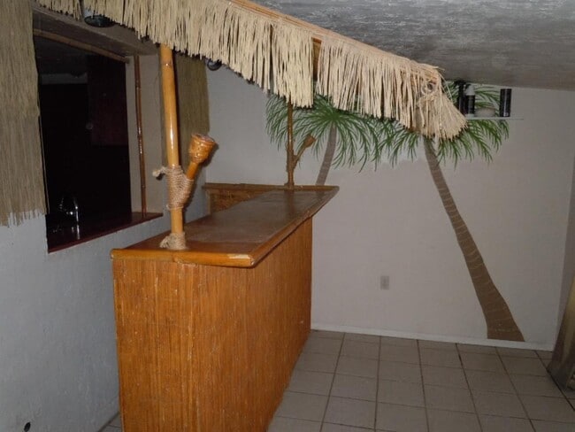 Photo - 520 E Judi Dr