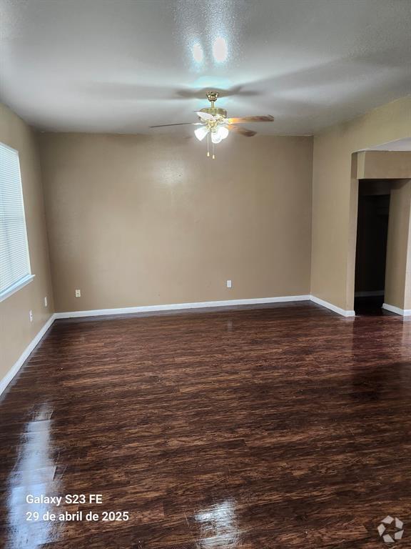 Building Photo - 6403 Waldron Dr Unit A Rental
