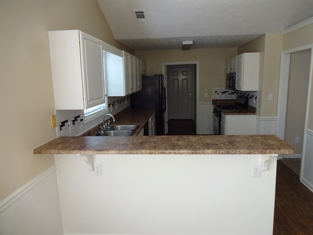 Photo - 2880 Camelot Woods Dr