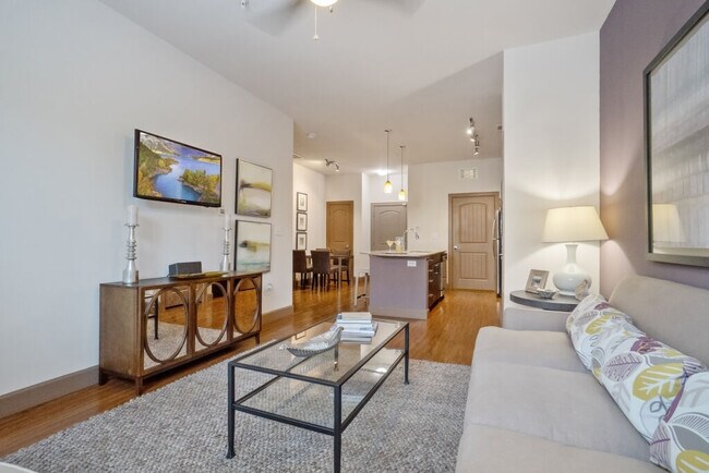 Photo - GRAPEVINE STATION