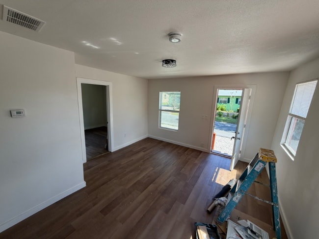 Photo - 616 SE 13th Terrace