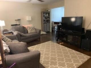 Photo - 2200 Pompton Dr