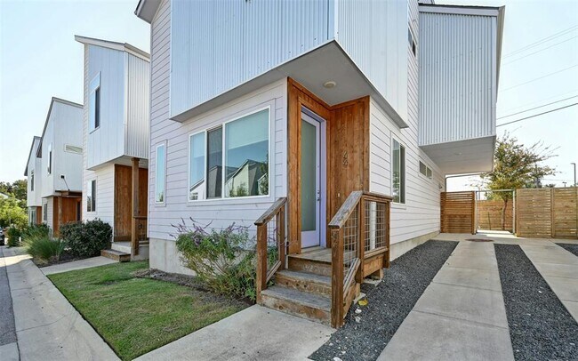 Photo - 801 N Bluff Dr Unidad 44 Rental