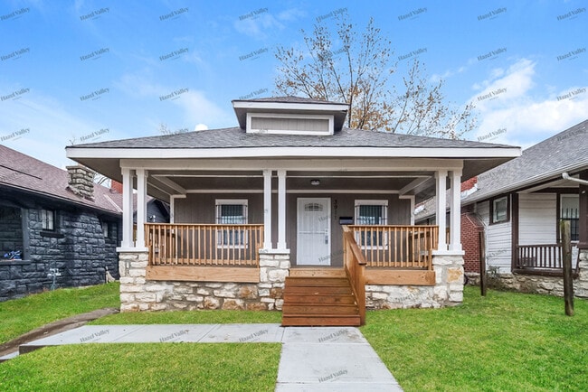 Photo - 3911 Bellefontaine Ave