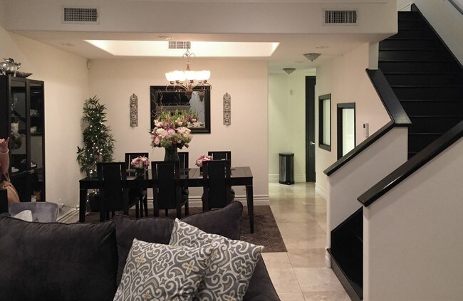 Foto del diseño de interior - Tarzana Villas