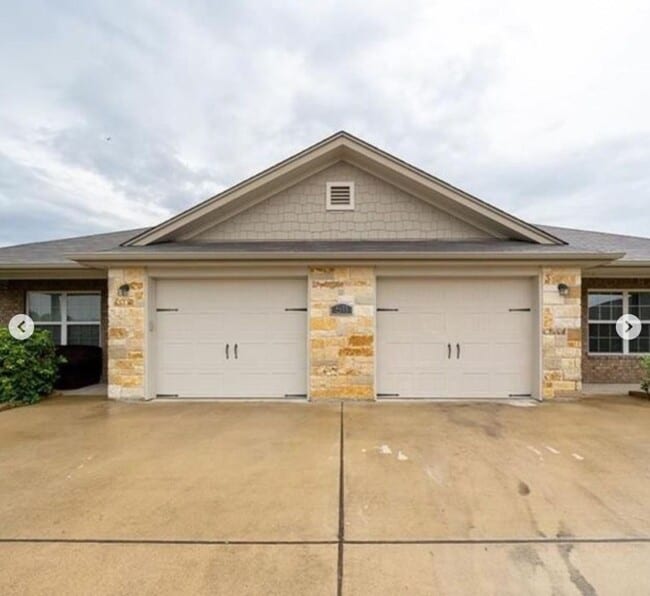 Building Photo - 511 Kacie Dr Rental