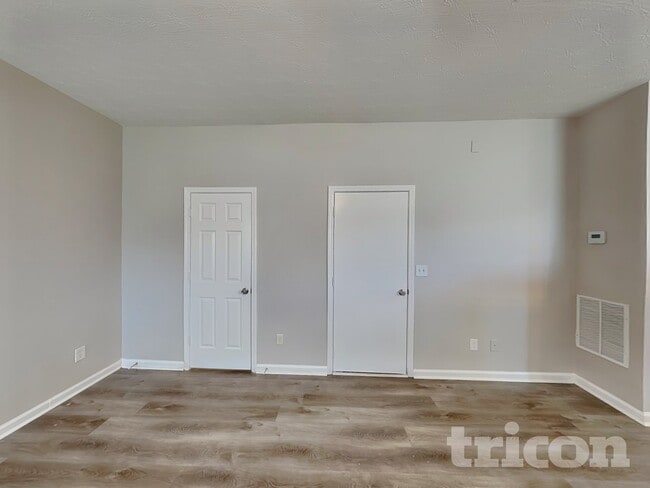 Photo - 2578 S Hills