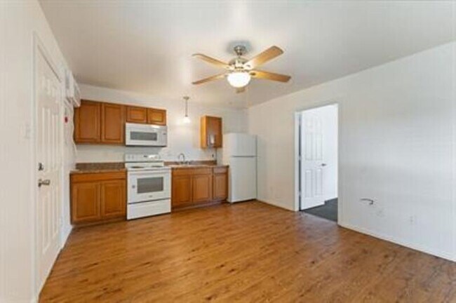 Photo - 720 Pritchett Ln