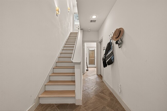 Photo - 1620 McDonald St