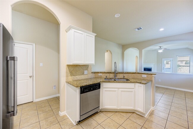 Photo - 19306 Boulder Bay Ln