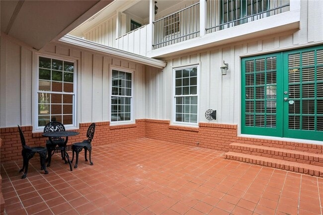 Photo - 5224 N Peachtree Rd