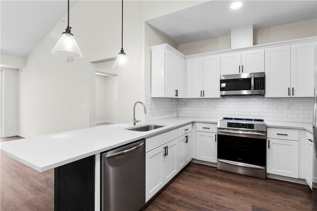 Photo - 200 Dunnwood Grn Ln