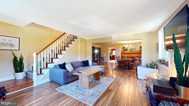 Building Photo - 769 Ardmore Ave