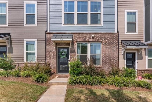 Photo - 210 Judson Ave