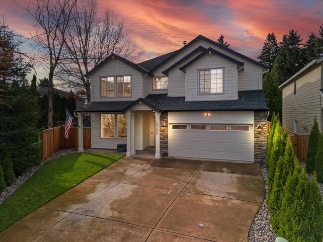 Building Photo - 10300 NE 95th Ave