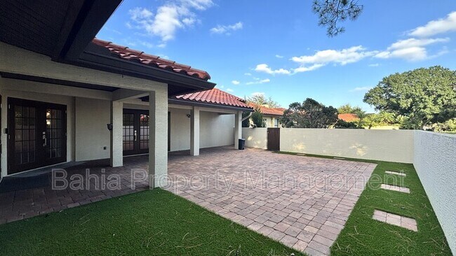 Photo - 8215 Saragoza Ct