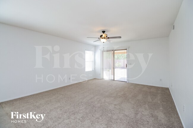 Photo - 33140 N Cat Hills Ave