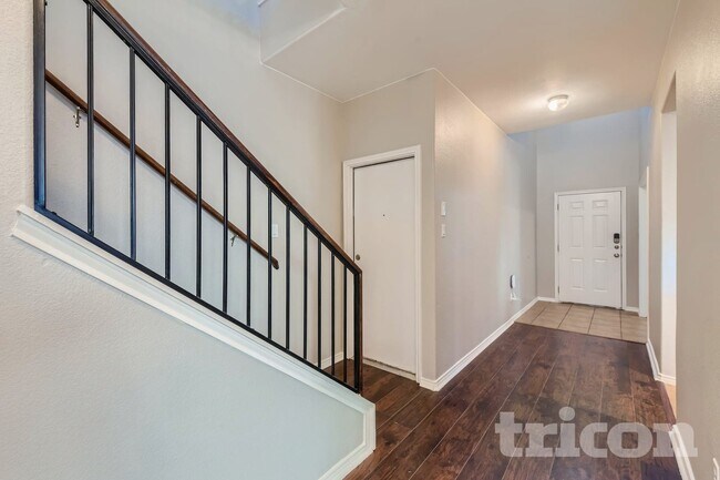 Photo - 257 Verano Dr