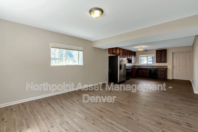 Photo - 3290 Cherry St