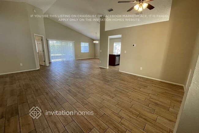 Photo - 1517 Chepacket St