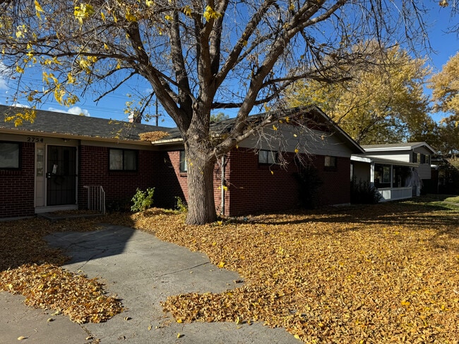 Photo - 2754 N Prospect St