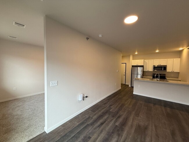 Photo - Northern Point Apartments Unit 1104-308