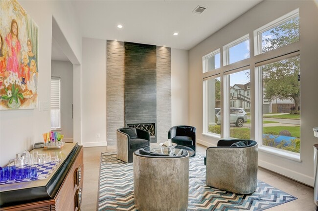 Photo - 4806 Wedgewood Dr