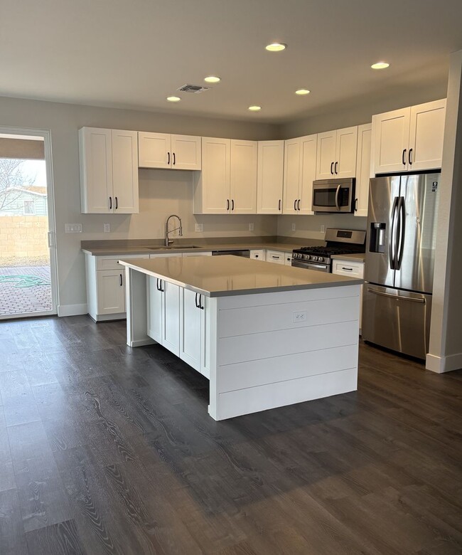 Photo - Stunning new build 4 bedroom Chino Valley home!