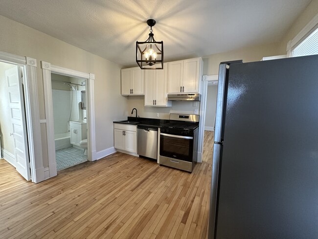 Photo - 2509 Aldrich Ave S