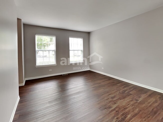 Photo - 1372 Deer Creek Ln