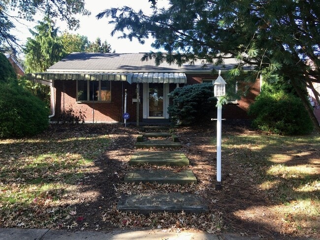 Photo - 7009 Church St