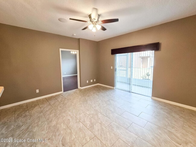 Photo - 1015 Venetian Dr Unit 104