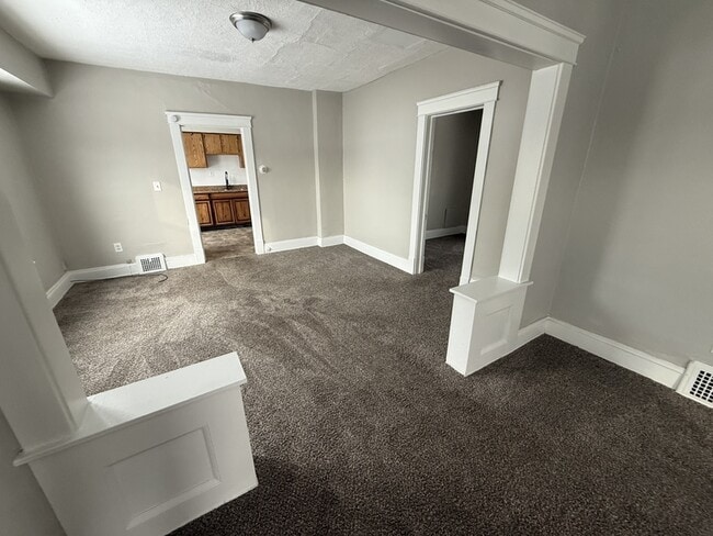 Photo - 12519 Forest Ave